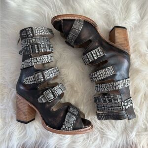 Freebird by Steven Bond Gladiator Sandals Size 9